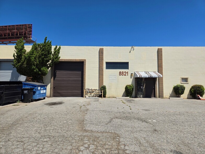 Primary Photo Of 8821 Shirley Ave, Northridge Warehouse For Lease