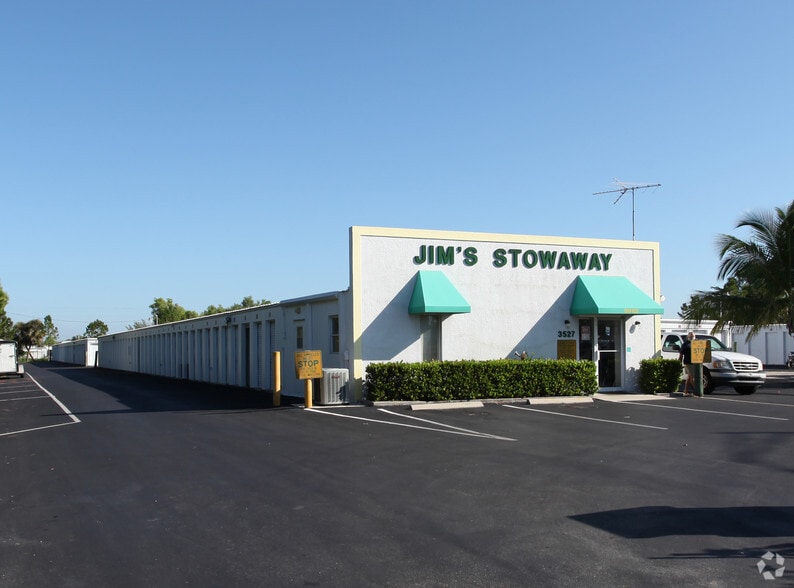 Primary Photo Of 3527 Radio Rd, Naples Self Storage For Lease
