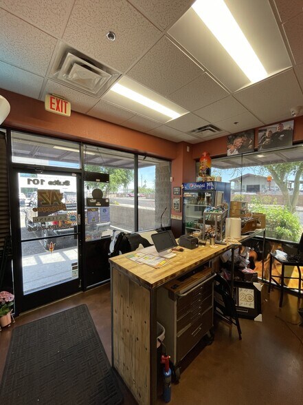 More Photos Of 7900 N 70th Ave, Glendale Warehouse For Sale