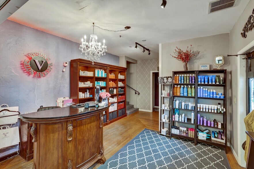 More Photos Of 144 Reamer St, Auburn Specialty For Sale