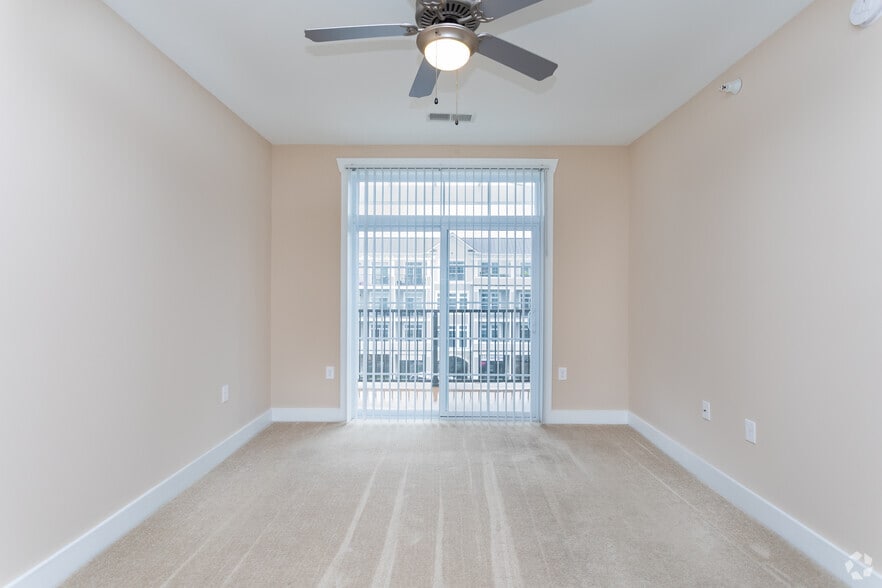 More Photos Of 7205-7215 Wrightsville Ave, Wilmington Apartments For Lease