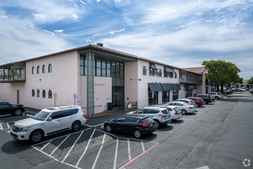 More Photos Of 6040 Camp Bowie Blvd, Fort Worth Unknown For Lease