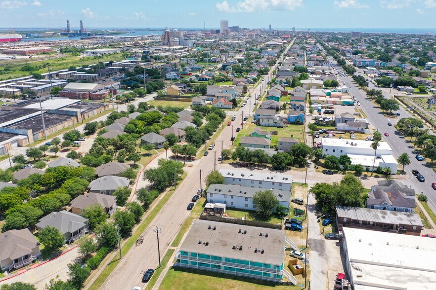 More Photos Of 4217 Sealy St, Galveston Apartments For Sale