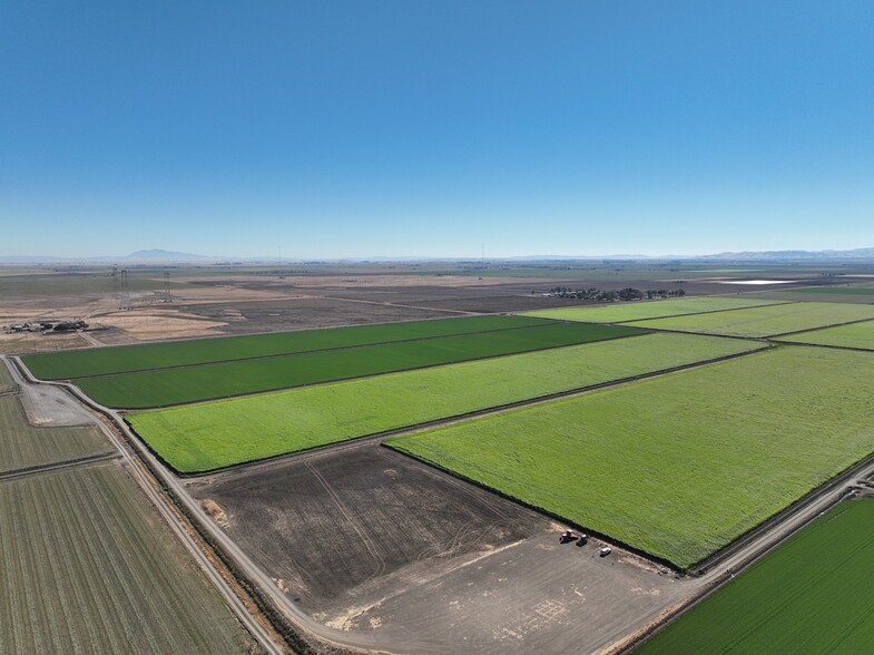 Primary Photo Of Radio Station, Dixon Land For Sale