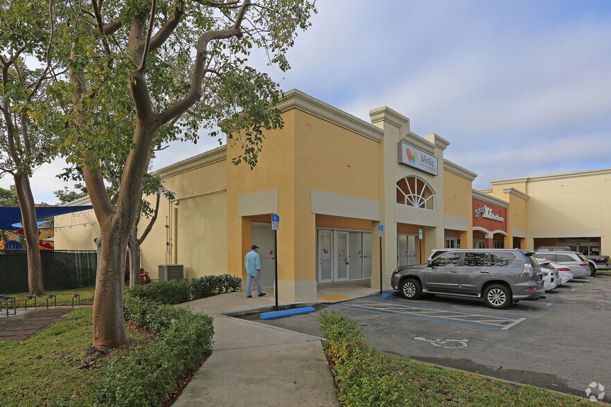 More Photos Of 10750-10834 NW 58th St, Miami General Retail For Lease