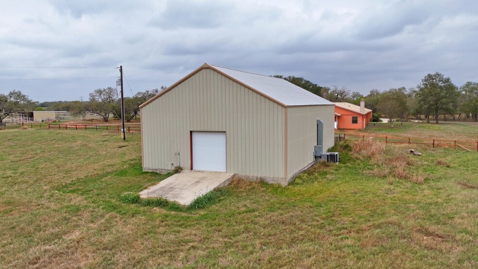 More Photos Of 1211 Leissner School Rd, Seguin Land For Sale