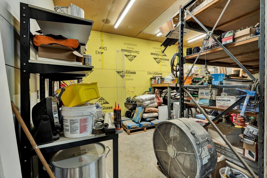 More Photos Of 1050 Whisperwood Trl NE, Cleveland Light Distribution For Sale