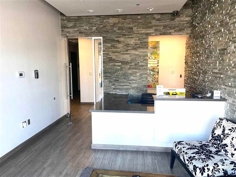 More Photos Of 405 Logistics, Laredo Industrial For Lease