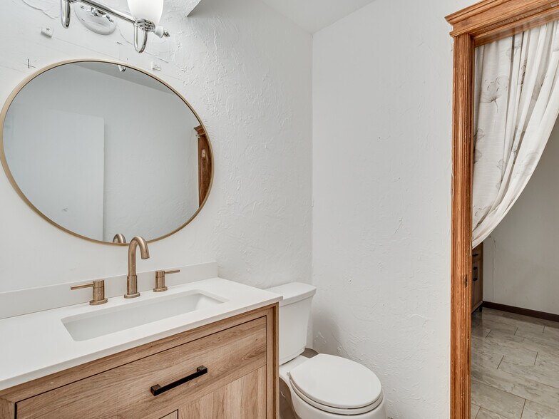 More Photos Of 3595 E State Highway 9, Norman Industrial For Sale