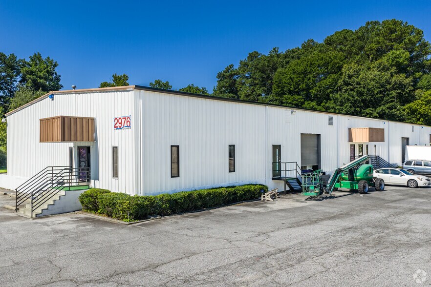 More Photos Of 2970 Ask Kay Dr SE, Smyrna Unknown For Lease