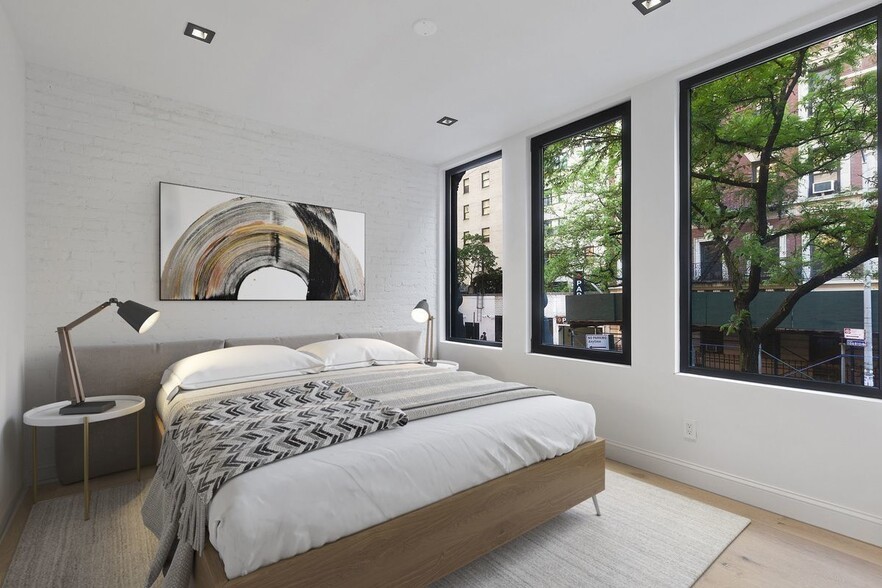 More Photos Of 141 E 17th St, New York Apartments For Sale