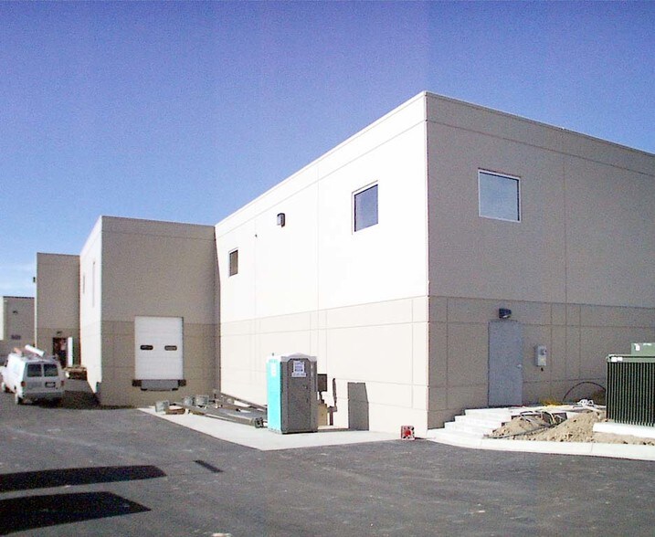 More Photos Of 1797 Boxelder St, Louisville Manufacturing For Lease