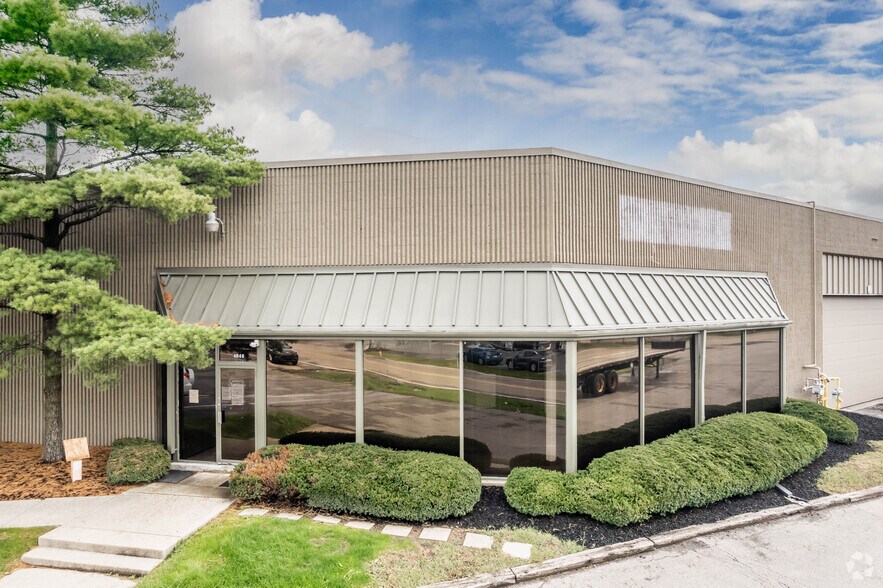 More Photos Of 4848-4870 Evanswood Dr, Columbus Manufacturing For Sale