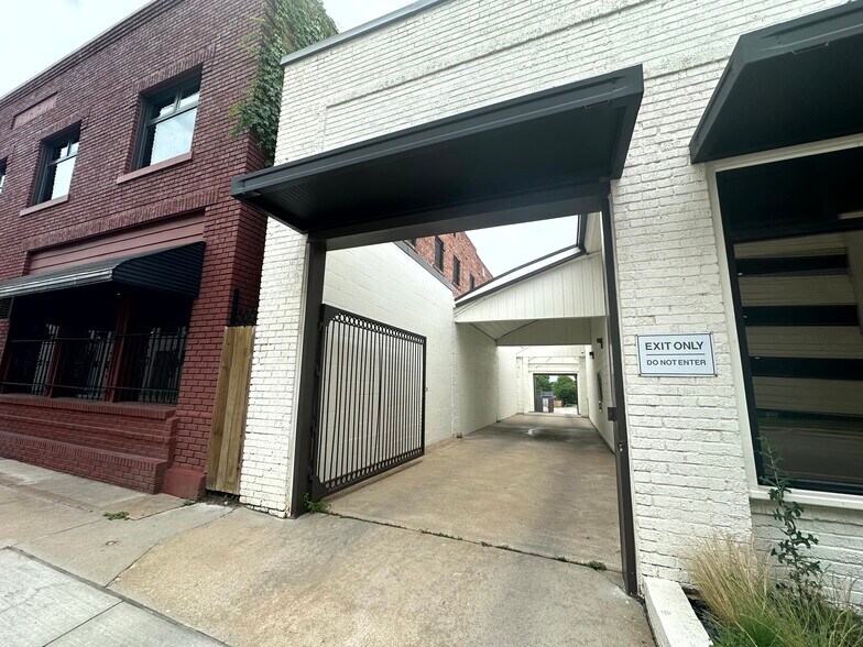 More Photos Of 1635 E 11th St, Tulsa General Retail For Sale