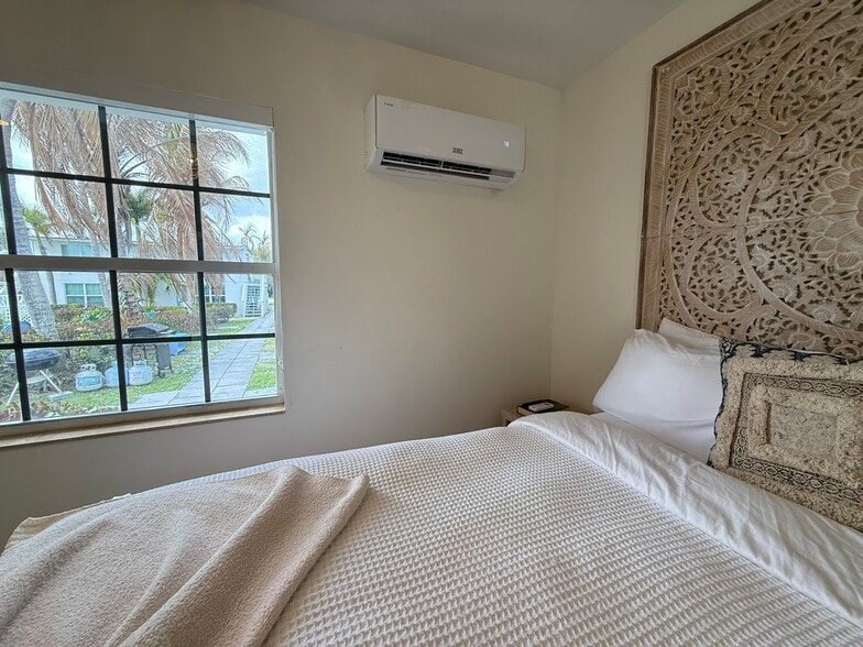 More Photos Of 2502 Tamarind Dr, Hutchinson Island Hotel For Sale