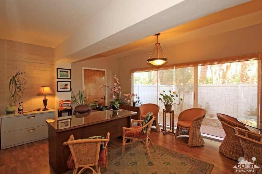 More Photos Of 51650 Avenida Bermudas, La Quinta Office For Lease