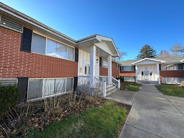 More Photos Of 751-757 N 5th Ave, Kankakee Apartments For Sale