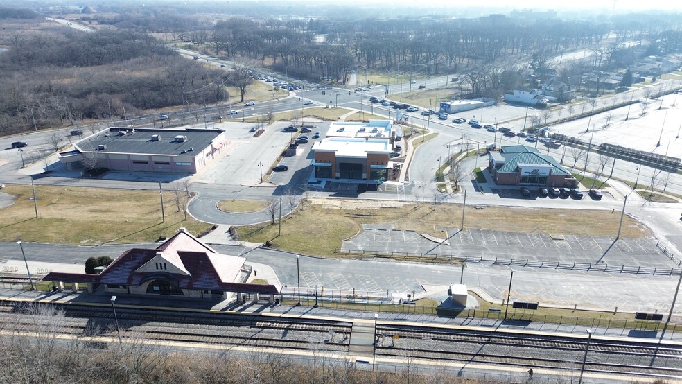 More Photos Of 15848 S Cicero Ave, Oak Forest Storefront For Lease