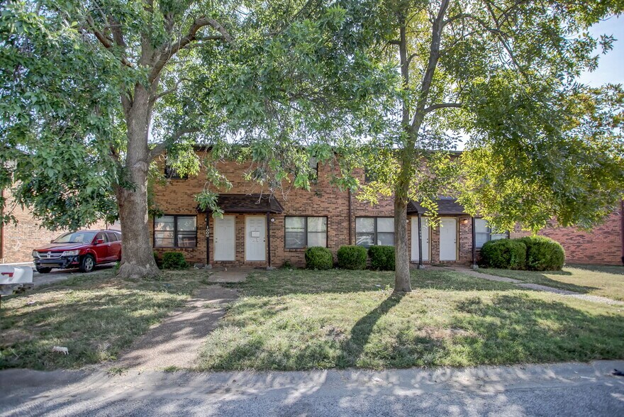 More Photos Of 1000 Belle Valley Dr, Belleville Apartments For Sale