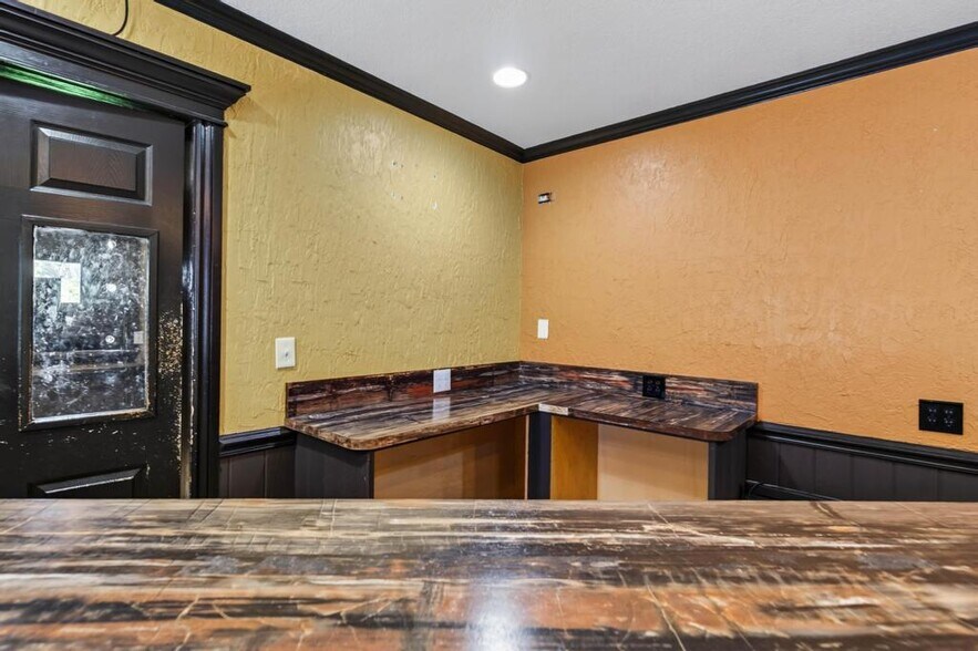 More Photos Of 102 Phillips Dairy Rd, Palatka Restaurant For Sale