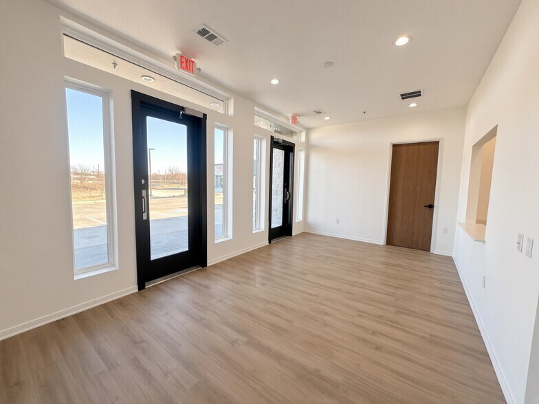 More Photos Of 3925 S Preston Rd, Celina Unknown For Lease