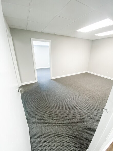 More Photos Of 119 SW Maynard Rd, Cary Office For Sale
