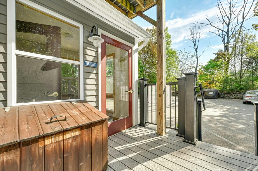 More Photos Of 74 N Main St, North Grafton Medical For Sale