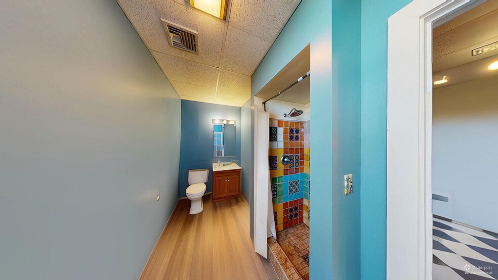 More Photos Of 725 Housatonic Ave, Bridgeport Light Distribution For Sale