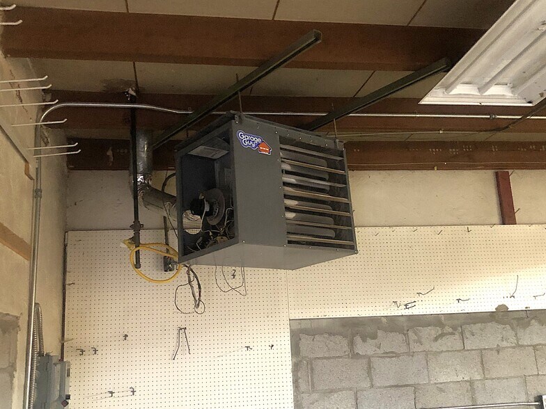 More Photos Of 2650 U.S. Rte 66 Hwy, Gallup Flex For Sale