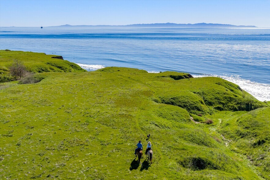 More Photos Of 1000 Calle Real, Goleta Land For Sale