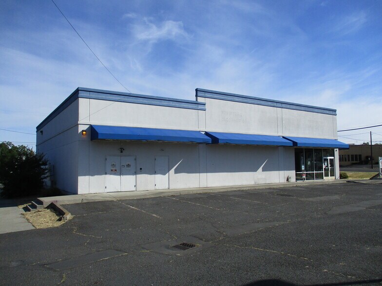 More Photos Of 412 S 9th Ave, Walla Walla Freestanding For Lease