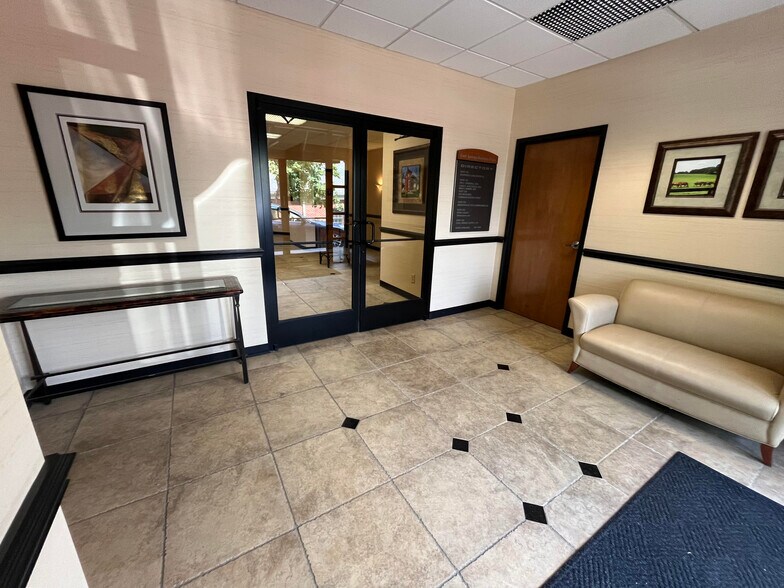 More Photos Of 342 Cool Springs Blvd, Franklin Medical For Lease