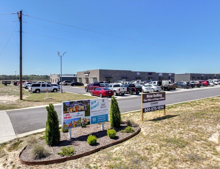 More Photos Of US 167 & Arch Street Pike, Hensley Land For Sale