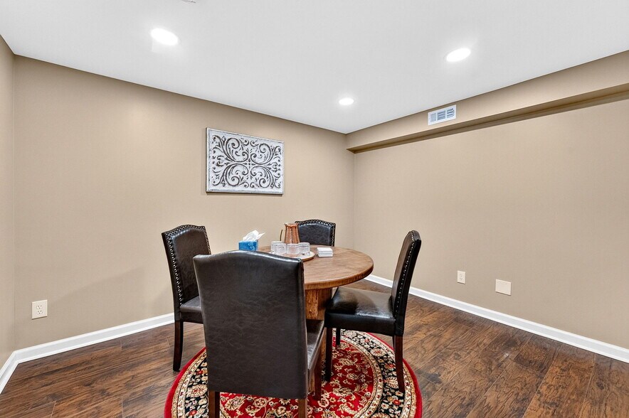 More Photos Of 79 S Maple Ave, Marlton Office For Sale
