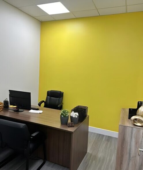 More Photos Of 8078 128th St, Surrey General Retail For Lease