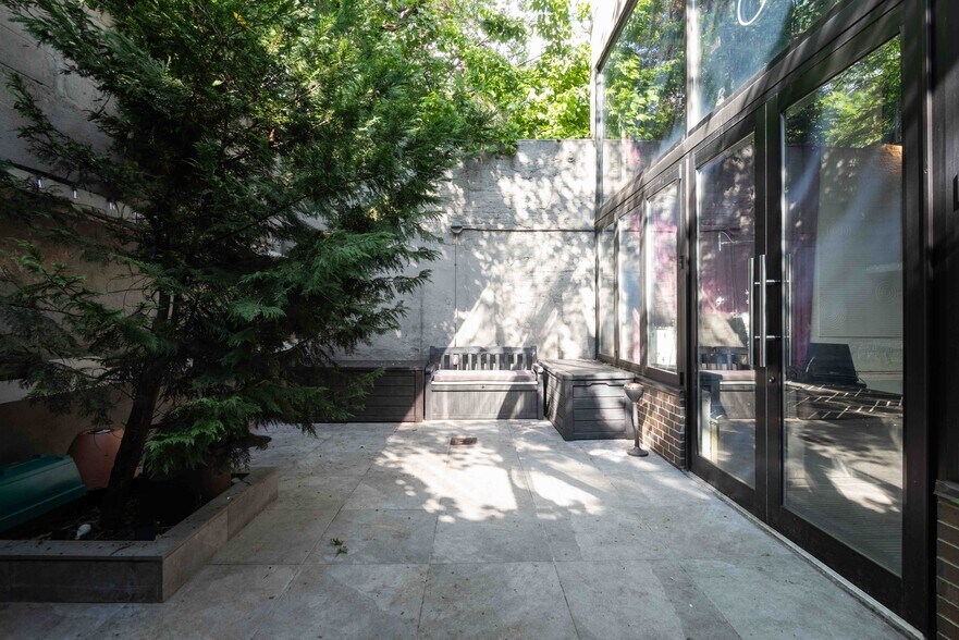 More Photos Of 785 Hart St, Brooklyn Storefront Retail Residential For Lease