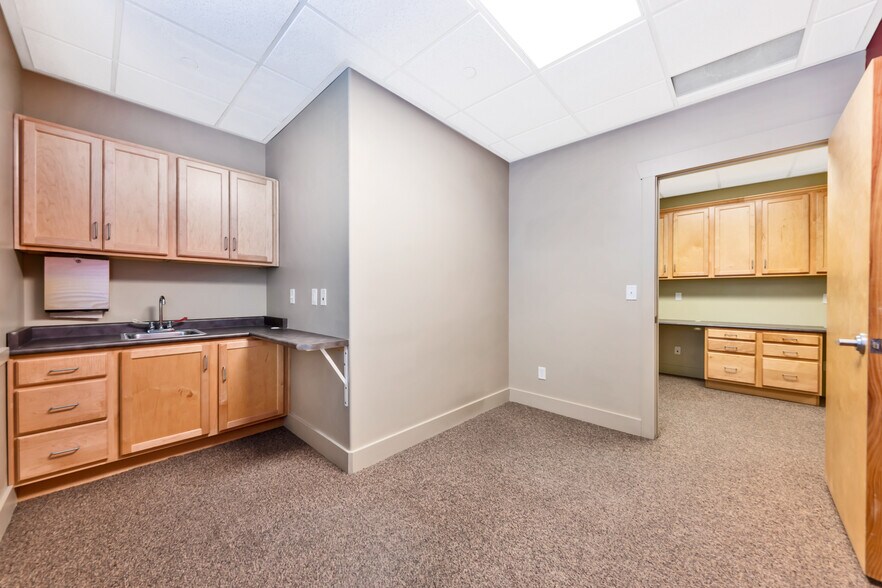 More Photos Of 7478 S Campus View Dr, West Jordan Medical For Lease
