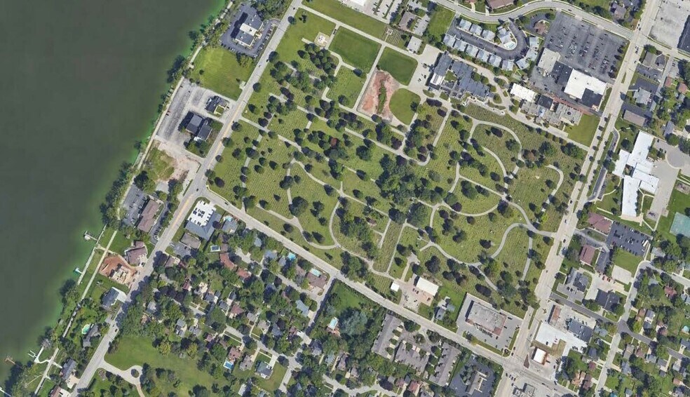 More Photos Of 2200 Riverside Dr, Green Bay Office For Lease