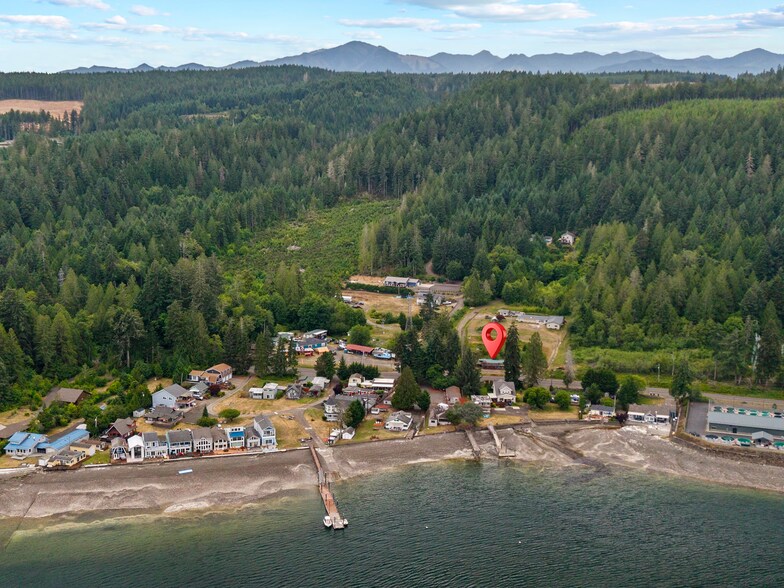 More Photos Of 21391 N US Highway 101, Shelton General Retail For Sale