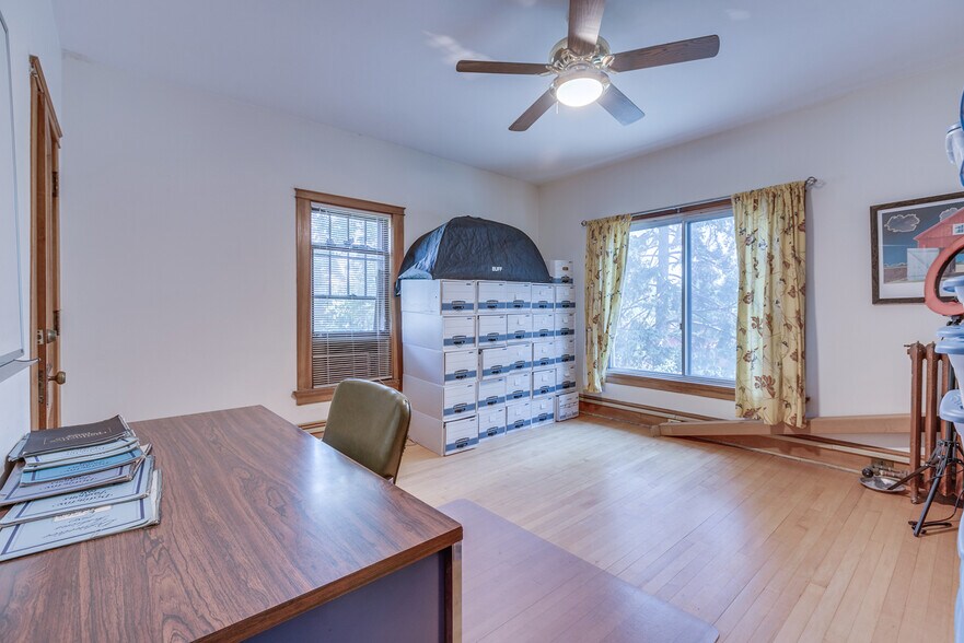 More Photos Of 3040 Lyndale Ave S, Minneapolis Coworking Space