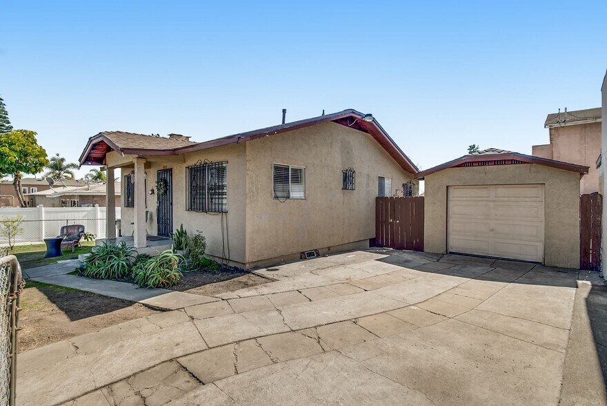 More Photos Of 3905-9 National Ave, San Diego Apartments For Sale