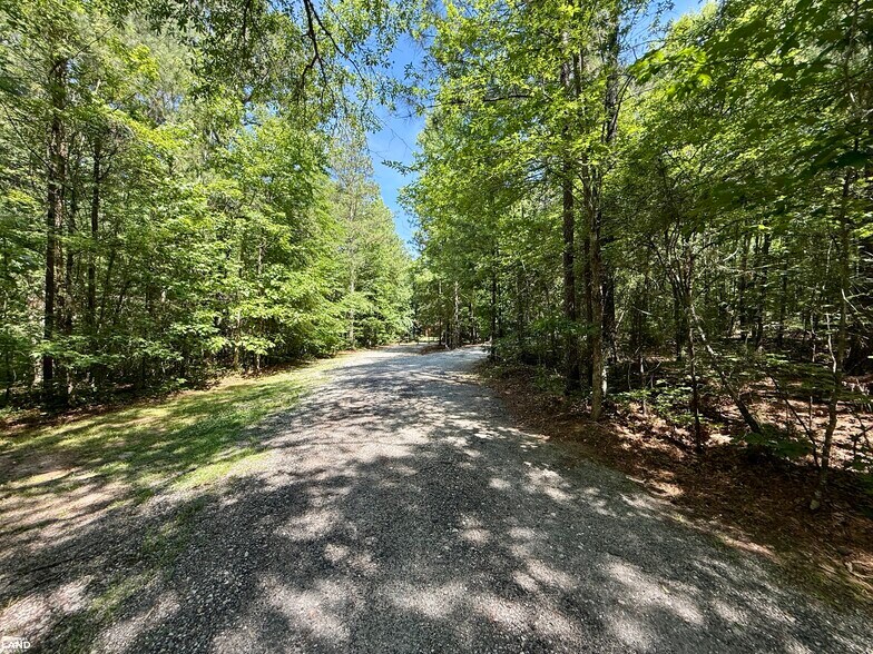 More Photos Of 701 Wingert Road rd, Greenwood Specialty For Sale