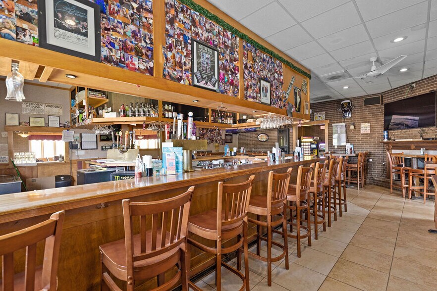 More Photos Of 24 S First St, Fulton Restaurant For Sale