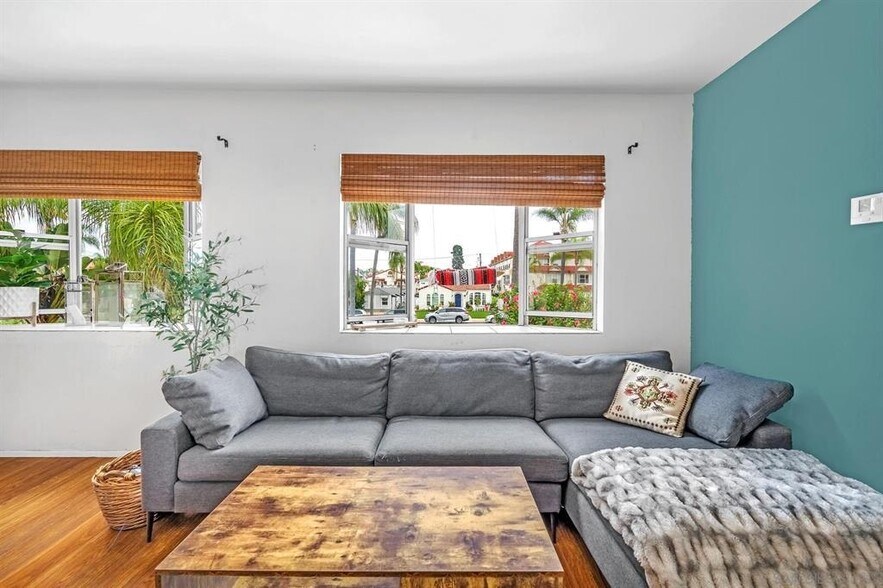 More Photos Of 248 Orange Ave, Coronado Multifamily For Sale