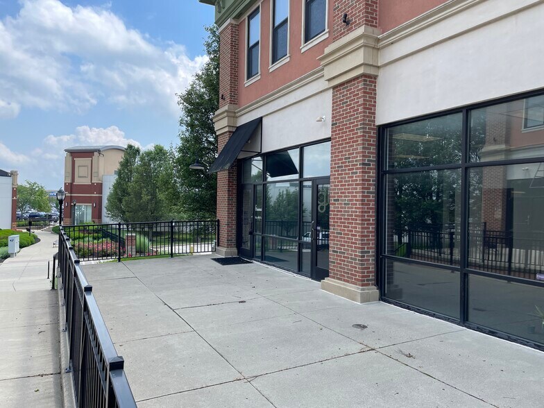 More Photos Of 5939 Deerfield Blvd, Mason Office For Lease