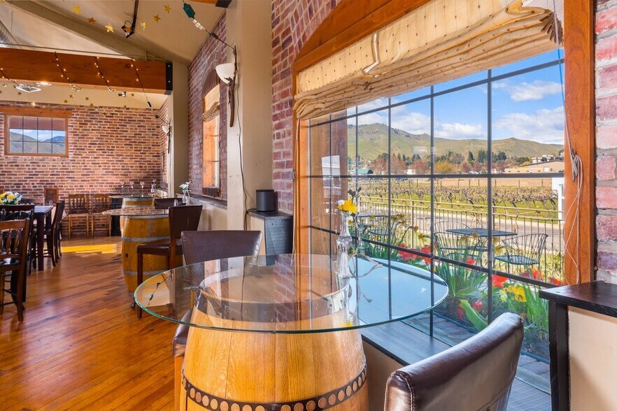 More Photos Of 1 Vineyard Way, Wenatchee Winery Vineyard For Sale