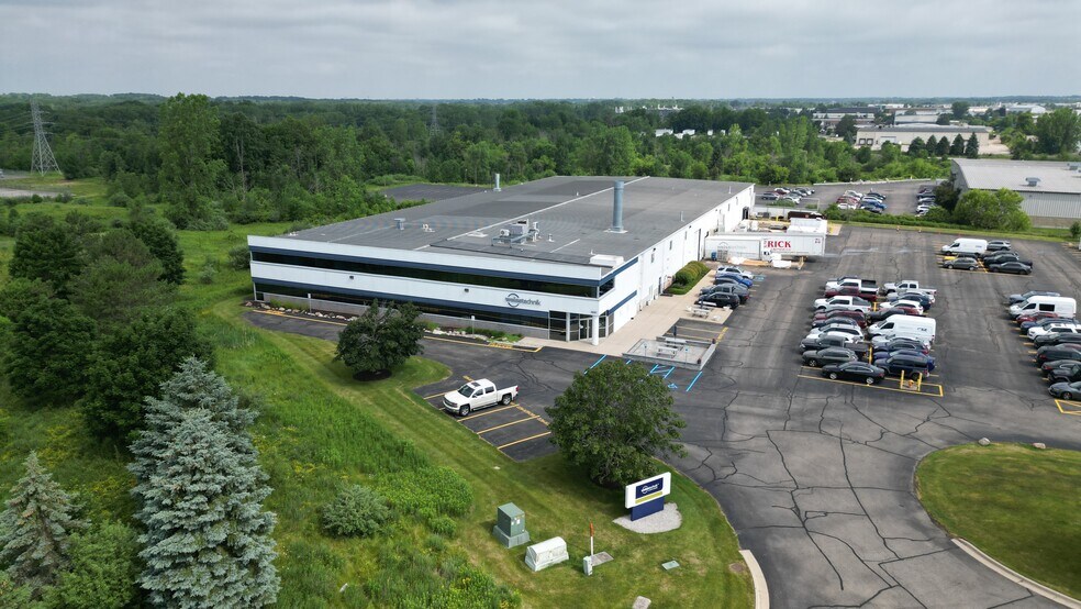 More Photos Of 3881 N Greenbrooke Dr SE, Grand Rapids Manufacturing For Sale