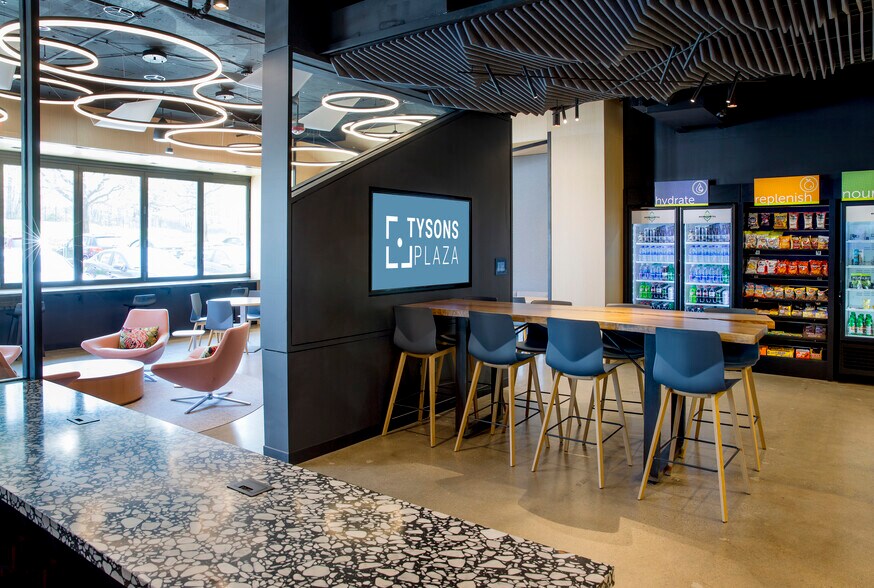 More Photos Of 1410 Spring Hill Rd, McLean Office For Lease