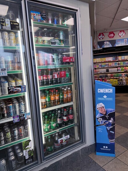 More Photos Of 404 St Clair St, Chatham-Kent General Retail For Sale