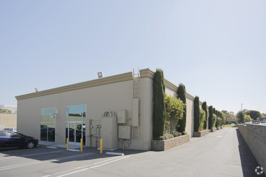 More Photos Of 4229 Birch St, Newport Beach Medical For Lease